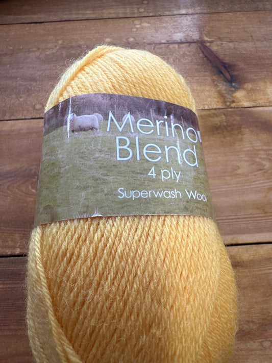 King Cole merino anti tickle 50g 4ply gold