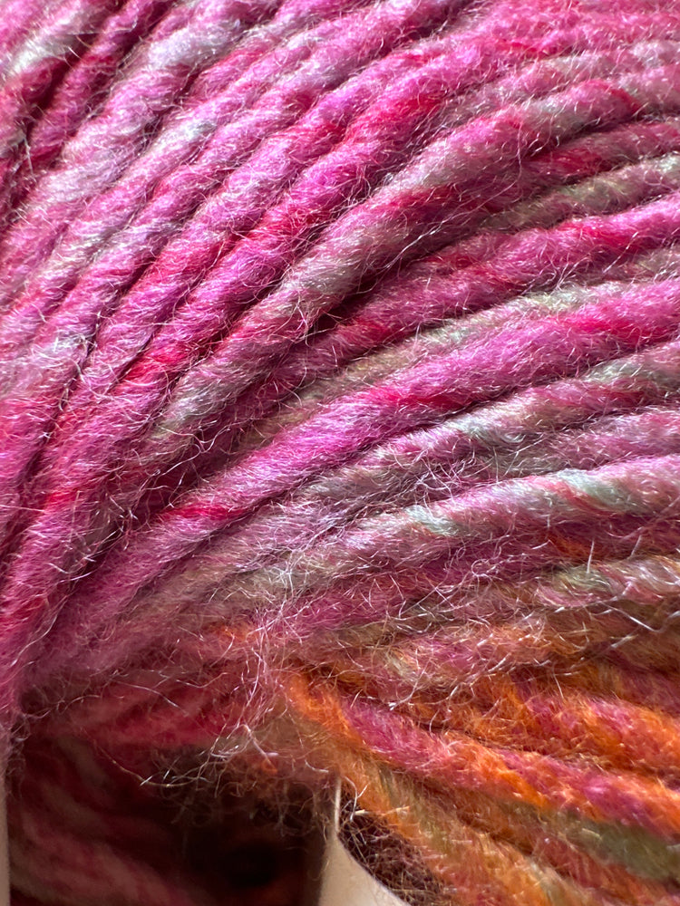 Sirdar Jewelspun Aran Yarn – Colour Effect Aran Knitting Yarn