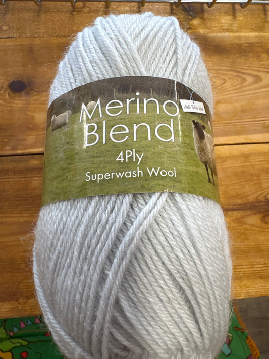 King Cole merino anti tickle 50g 4ply pale grey