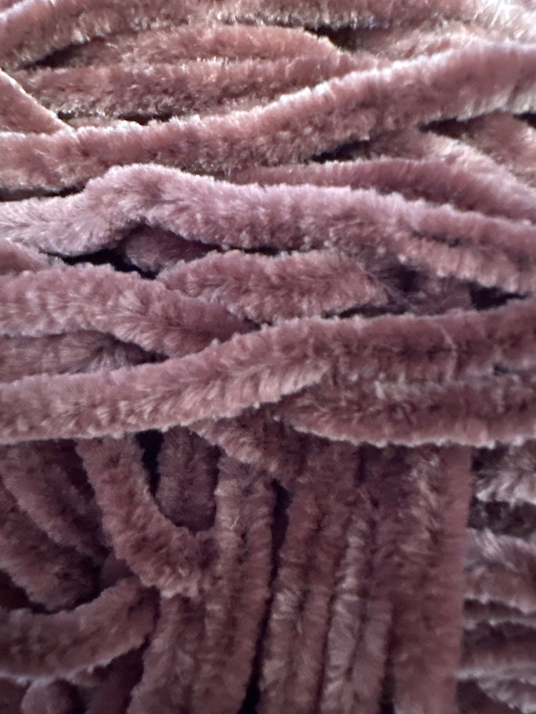 Stylecraft Squeeze Me Yarn – Super Soft Plush Chunky Knitting Yarn