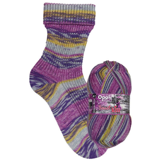 Opal Sweet Kiss colours 4ply Candlelight