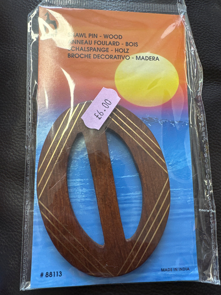 Shawl pin wood
