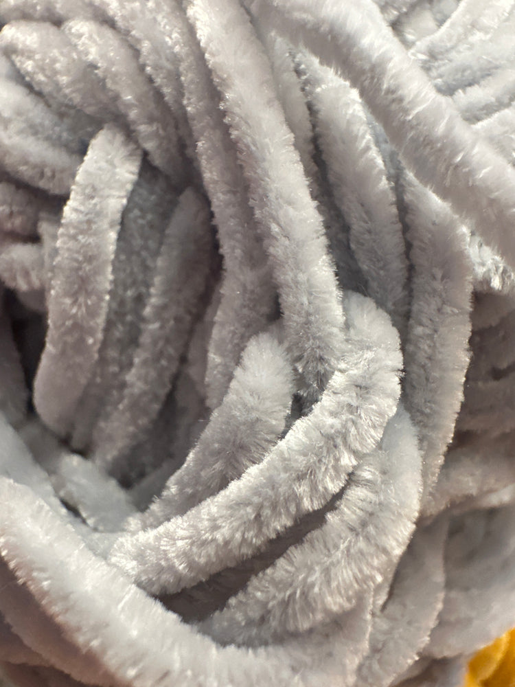 Stylecraft Squeeze Me Yarn – Super Soft Plush Chunky Knitting Yarn