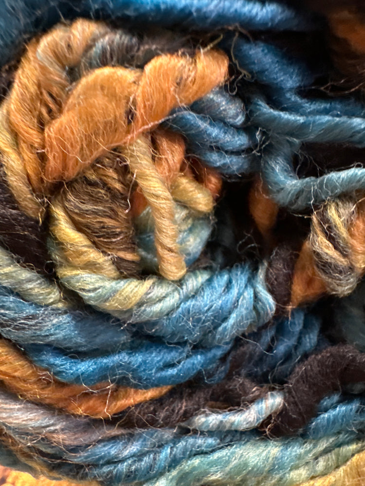 🧶King Cole Safari Chunky Yarn – Bold Colour-Changing Chunky Yarn