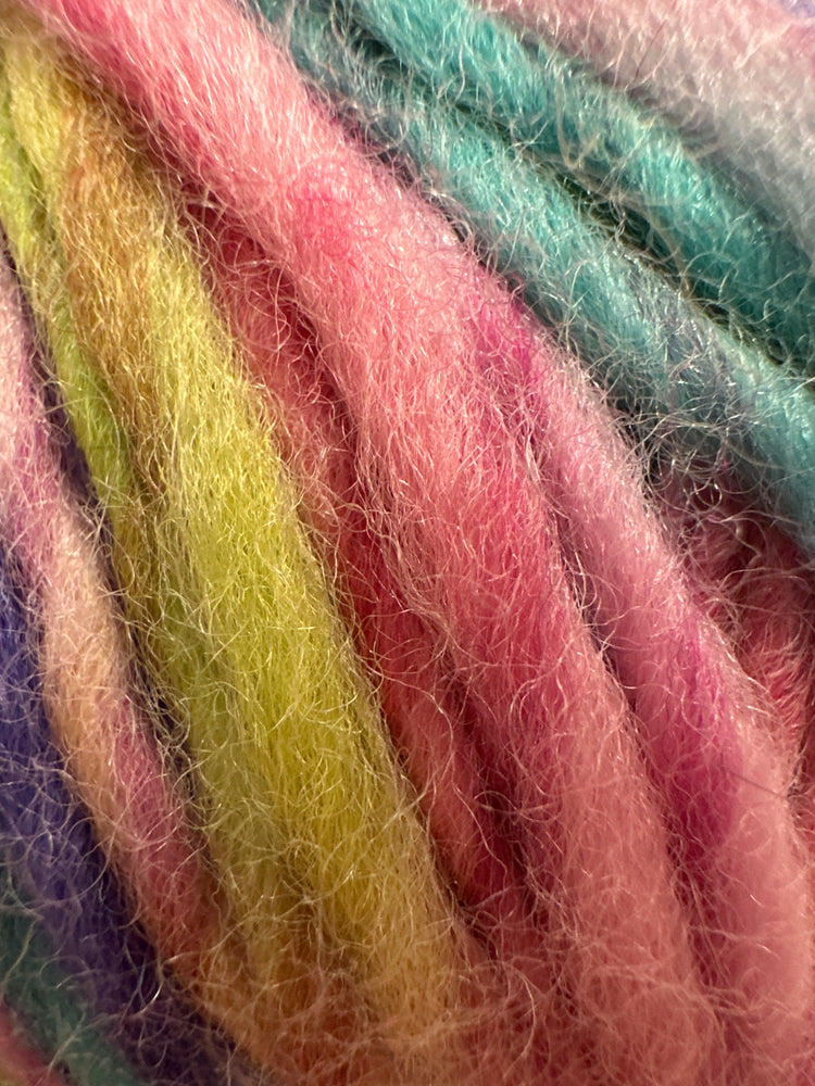 KFI Collection Painted Clouds Yarn – Medium Weight Merino Colour Effect Yarn