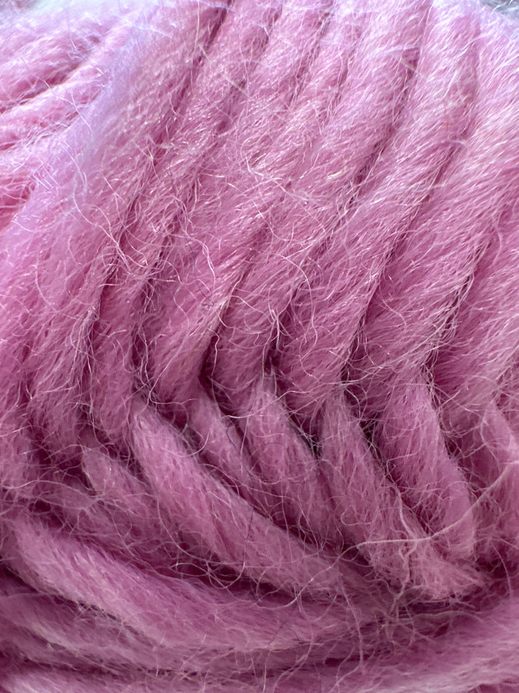 West Yorkshire Spinners Re:Treat Chunky Roving – 100 g 100% British Wool