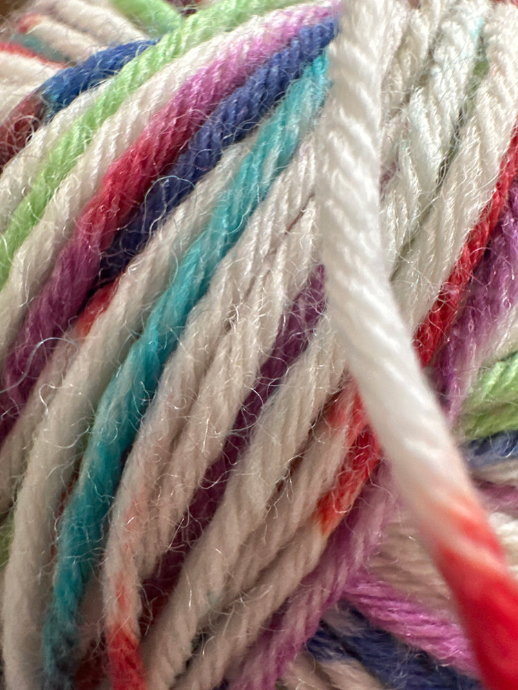 Opal 8 Ply Sock Yarn – Extra Warm, Durable & Self-Patterning Wool