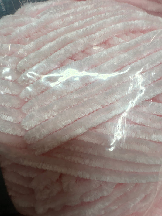 Stylecraft Squeeze Me Dk chenille yarn Pale Pink