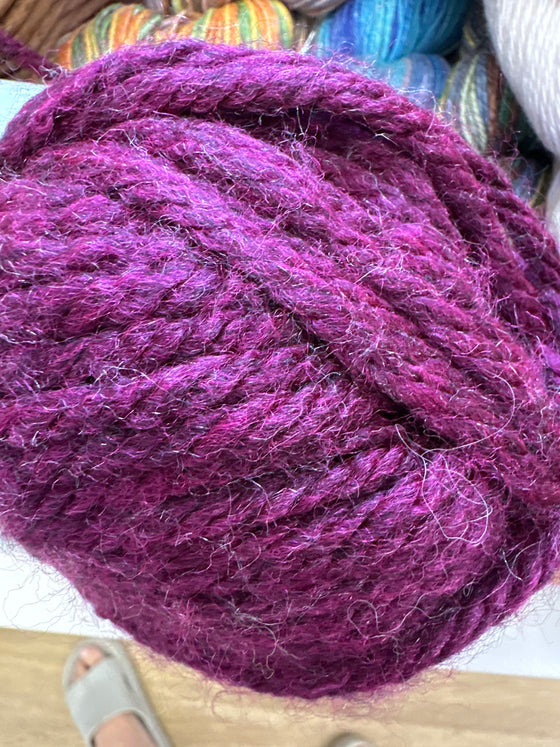 King Cole Super Chunky Big Value - Redcurrant