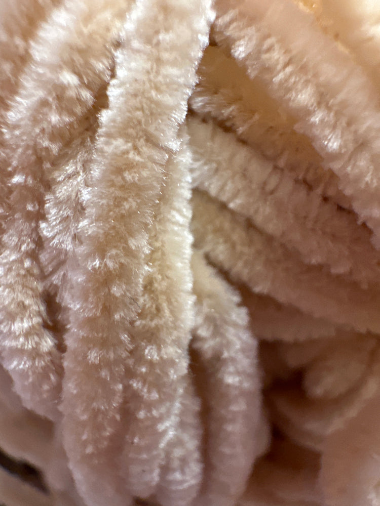 Stylecraft Squeeze Me Yarn – Super Soft Plush Chunky Knitting Yarn