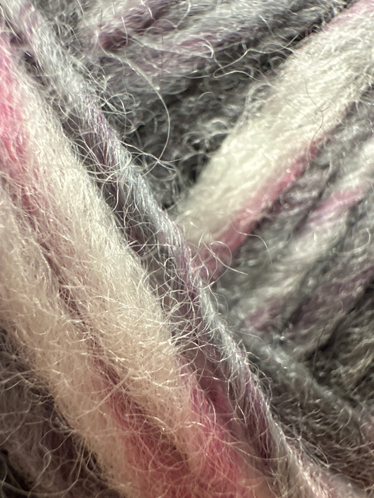 KFI Collection Painted Clouds Yarn – Medium Weight Merino Colour Effect Yarn
