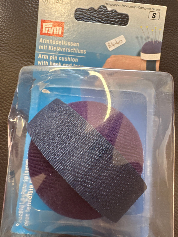 Arm pin cushion